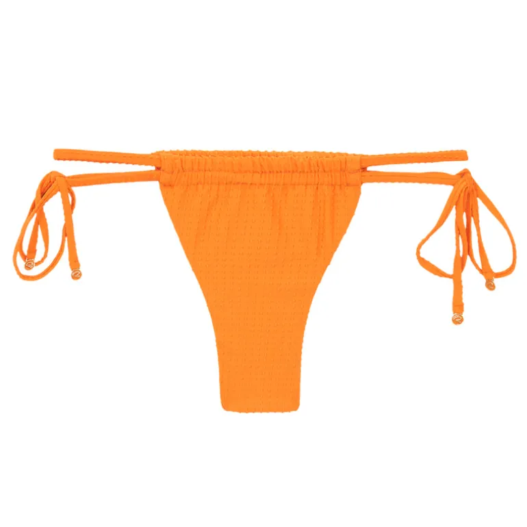 Bottom Dots-Mango Pipa