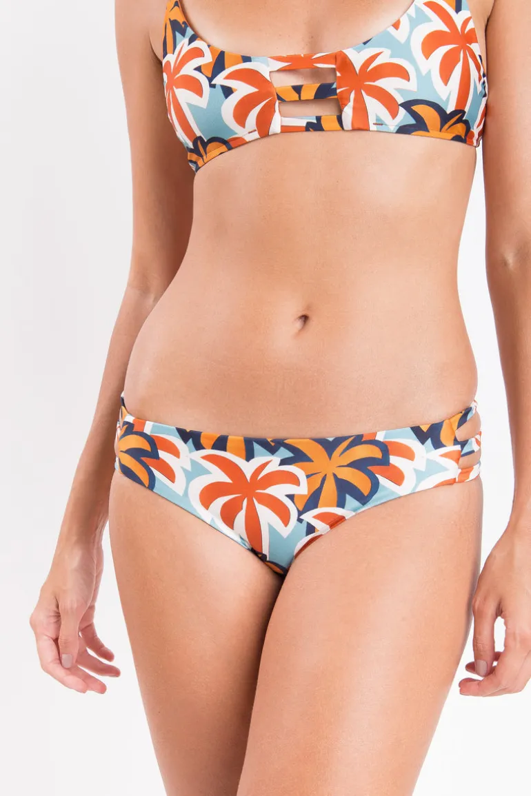 Bottom Kauai Madrid-Trio