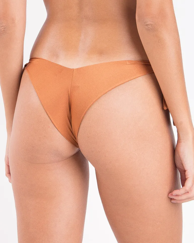 Bottom Nocciola Italy