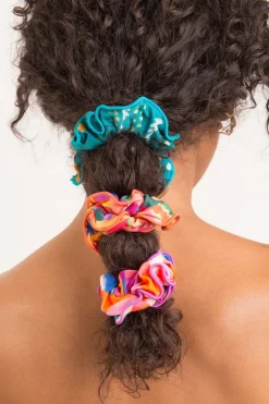 Love-Trip Scrunchie