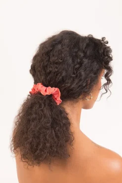 Malibu-Nina Scrunchie