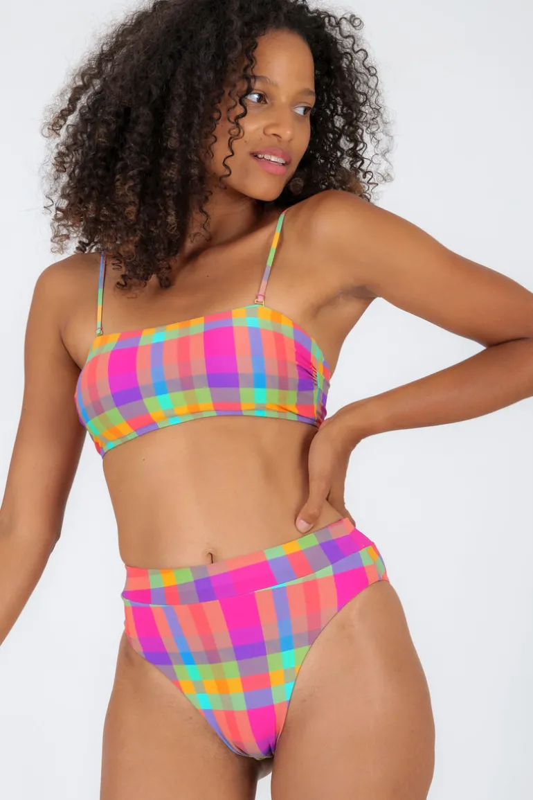 Set Tulip-Garden Bandeau-Reto Hotpant-Cos